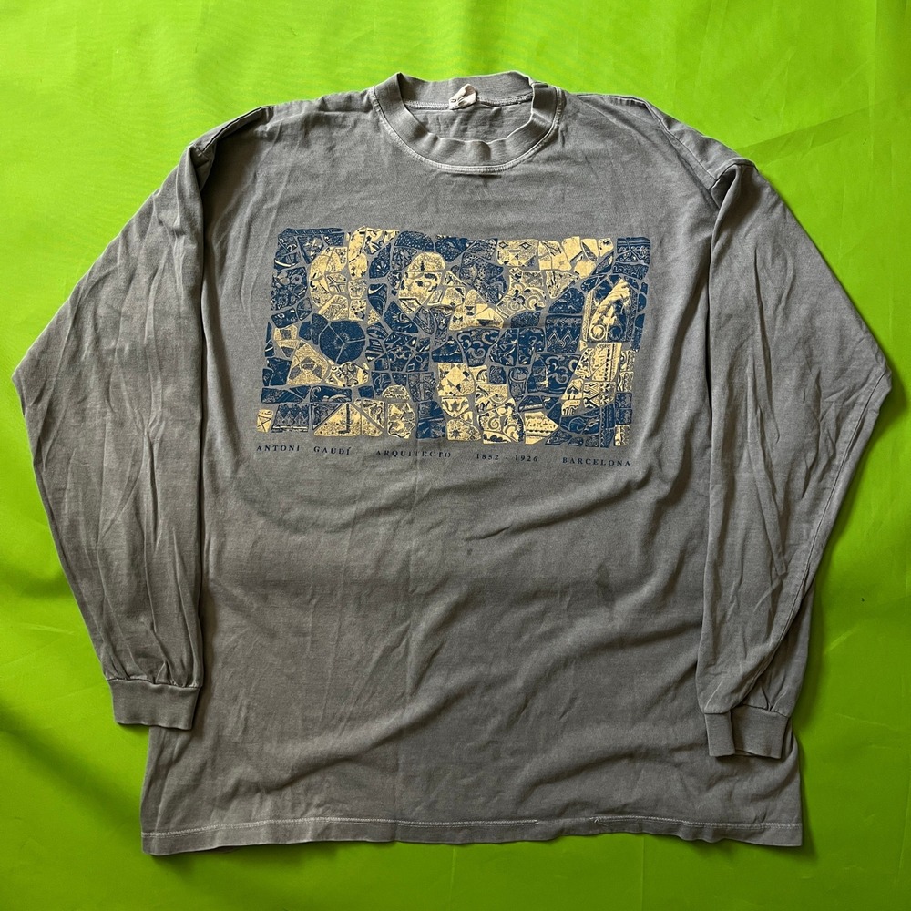 Antoni Gaudi Arquitecto Barcelona Mosaic Graphic Long Sleeve Shirt Grey Mens XL